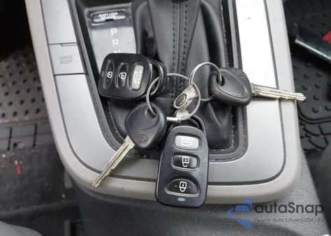 2017 Hyundai Elantra Se из США, поврежденный, VIN 5NPD74LF9HH201687